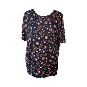 3/4 sleeve Lularoe Irma.  High Low Aztec print